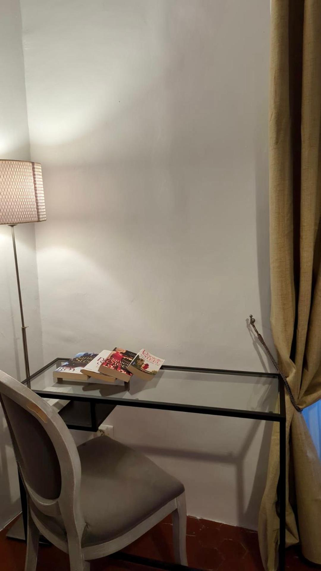 Typique - 2 Bedrooms,typical Apartment-old Town *