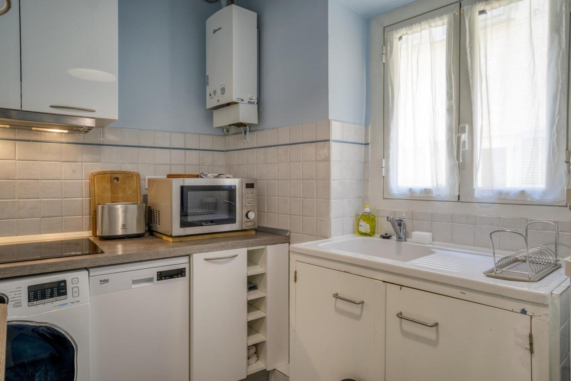 Typique - 2 Bedrooms,typical Apartment-old Town Appartement *