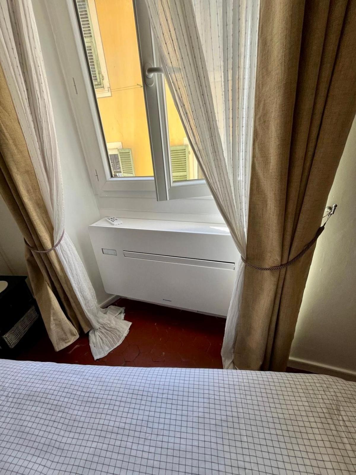 Typique - 2 Bedrooms,typical Apartment-old Town Appartement